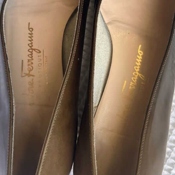 Salvatore Ferragamo Green and Black Loafers - Picture 9 of 9